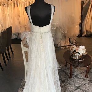 NEW Essense of Australia Sample Gown!!!